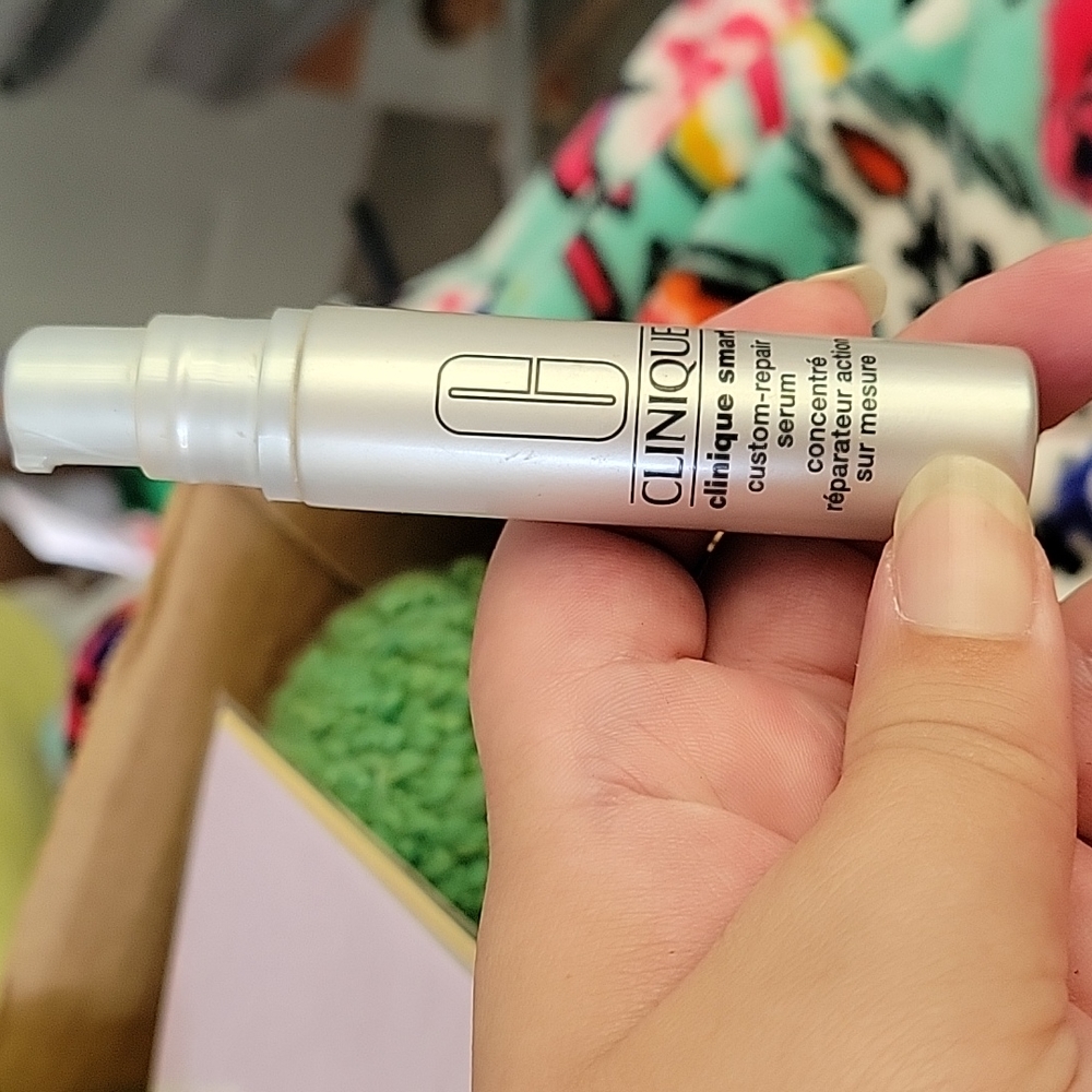 Nwot Clinique serum